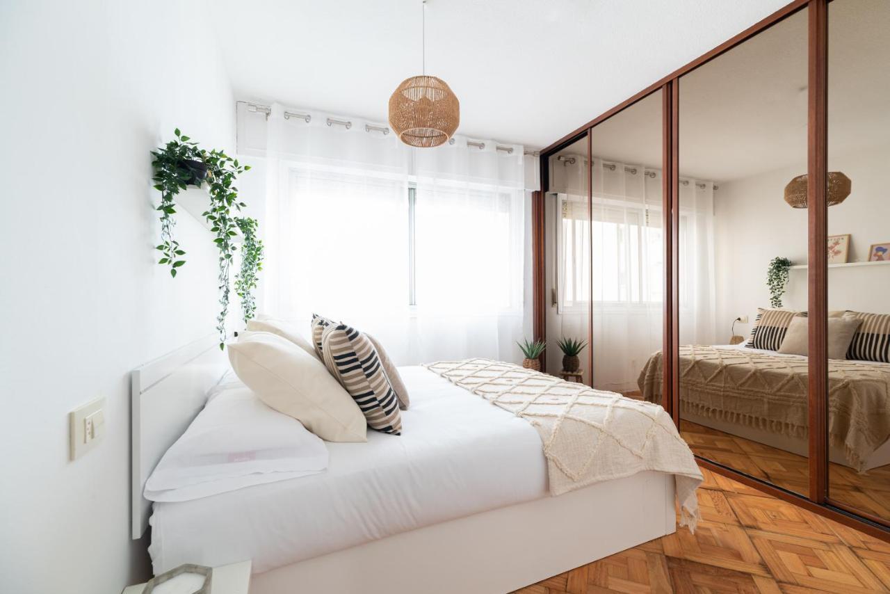 Moderno Apartamento Con Parking Apartment Vigo Ngoại thất bức ảnh