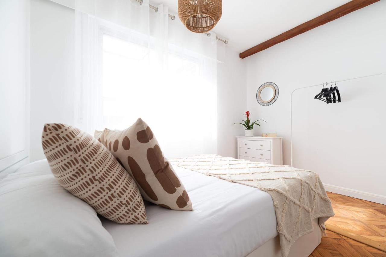 Moderno Apartamento Con Parking Apartment Vigo Ngoại thất bức ảnh